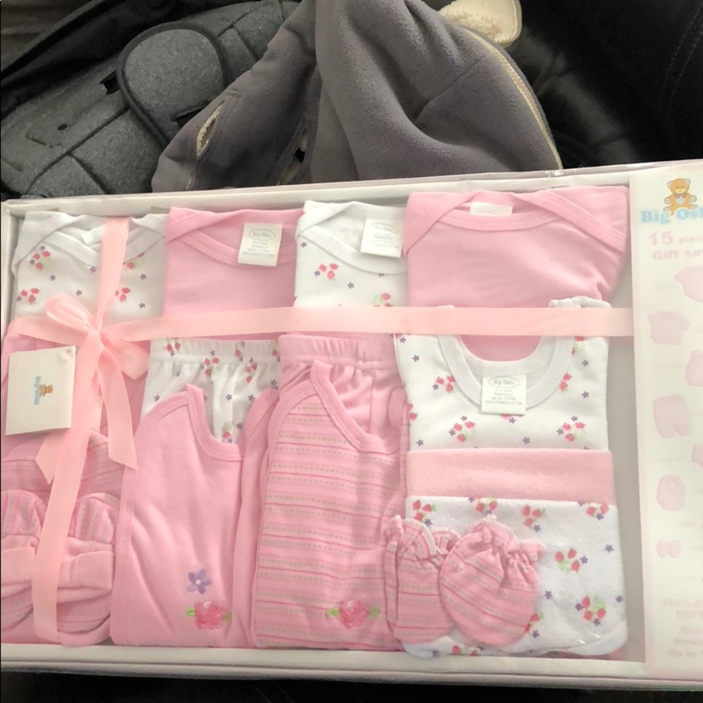 Baby girl gift set